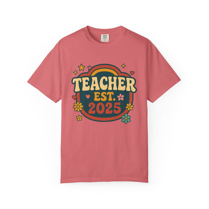 Teacher Retro EST. 2025 Tee