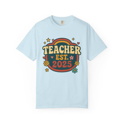 Teacher Retro EST. 2025 Tee