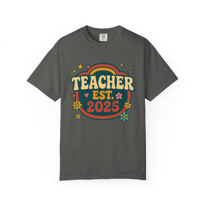 Teacher Retro EST. 2025 Tee